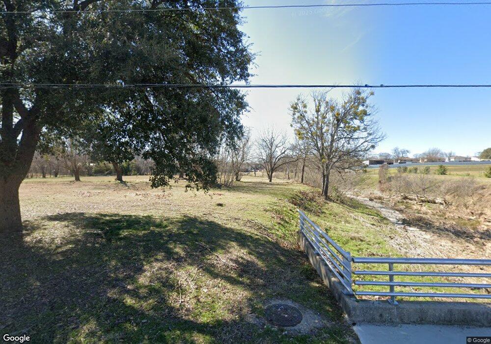 216 Pemberton Dr, Fort Worth, TX 76108 - photo 1
