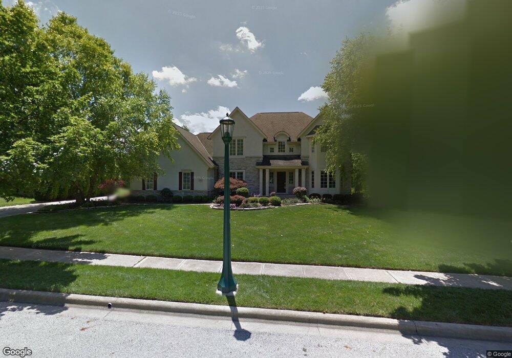 3932 Tarrington Ln, Columbus, OH 43220 - photo 1