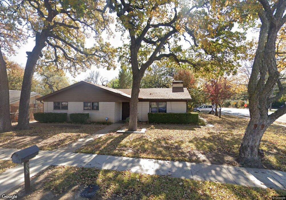 500 E Redbud Dr, Hurst, TX 76053 - photo 1