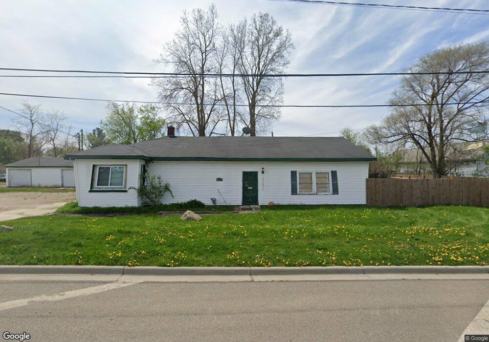 1028 E Coldwater Rd, Flint, MI 48505 - photo 1