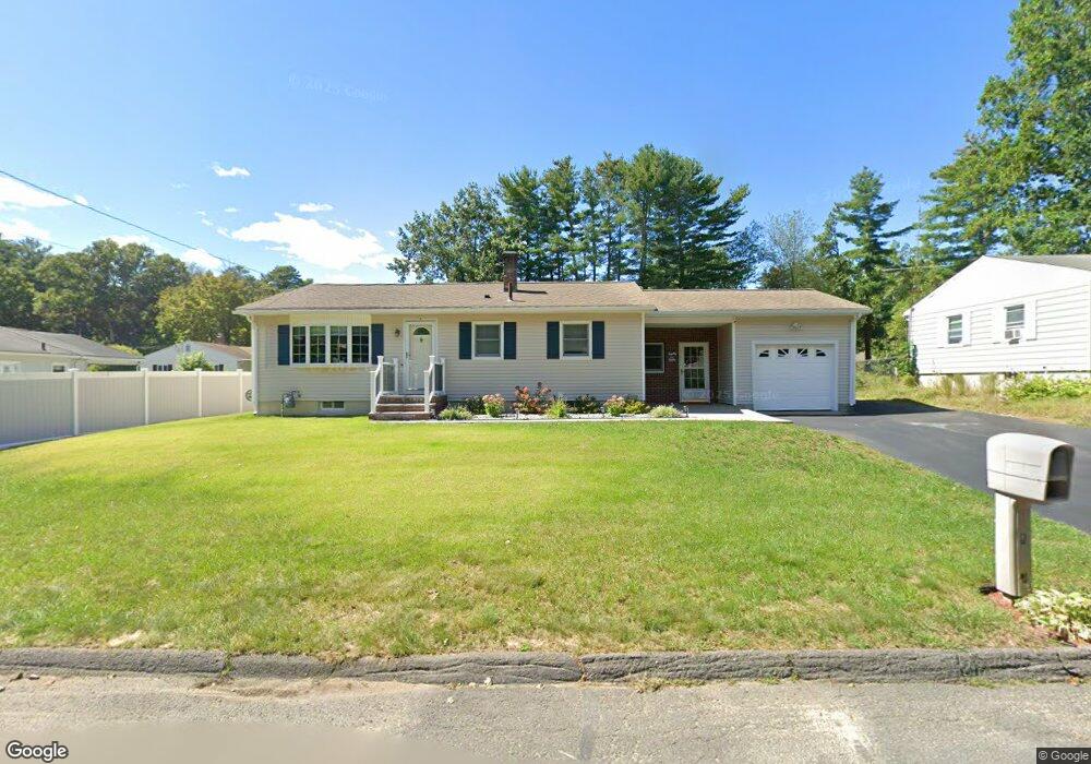 10 Forest Glen Dr, Florence, MA 01062 - photo 1