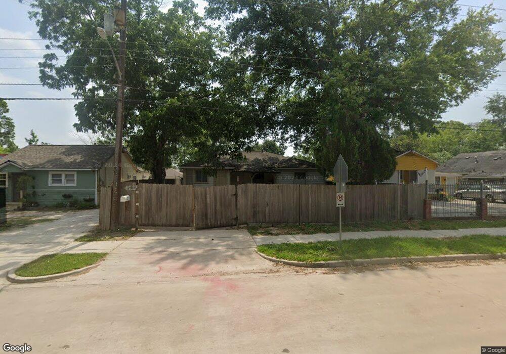 4722 Brinkman St, Houston, TX 77018 - photo 1