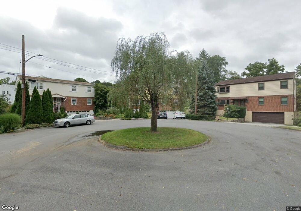 8 Grand Blvd unit 2, Valhalla, NY 10595 - photo 1