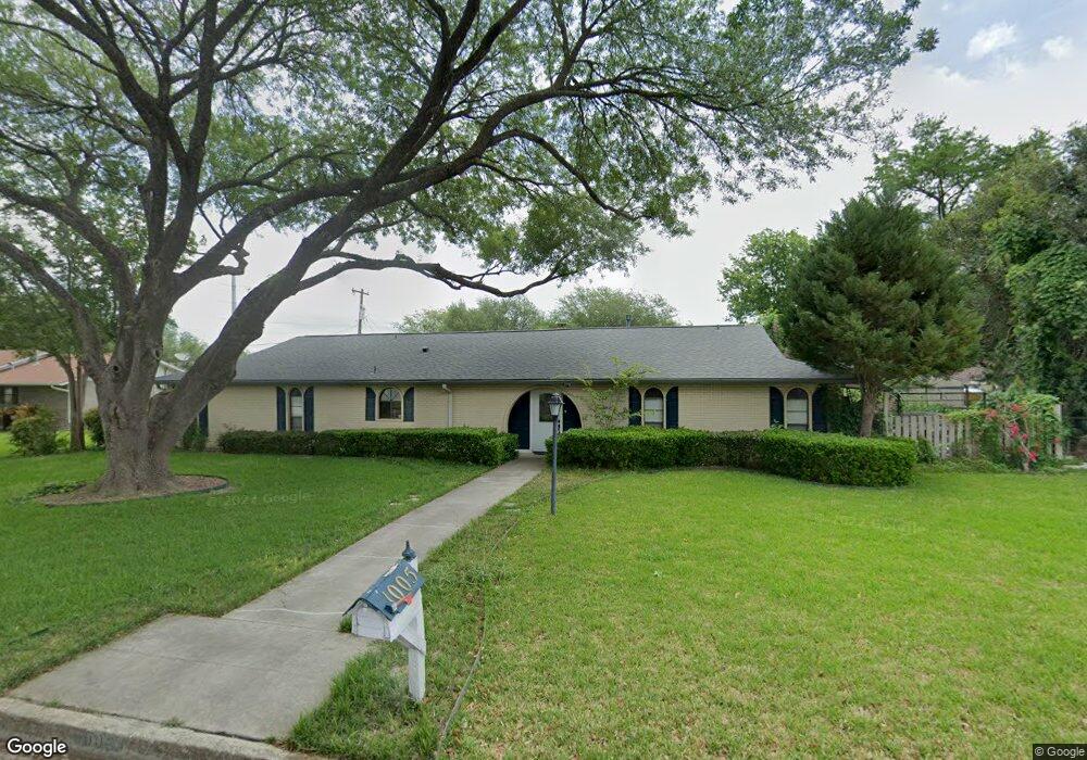1005 Elizabeth, Seguin, TX 78155 - photo 1