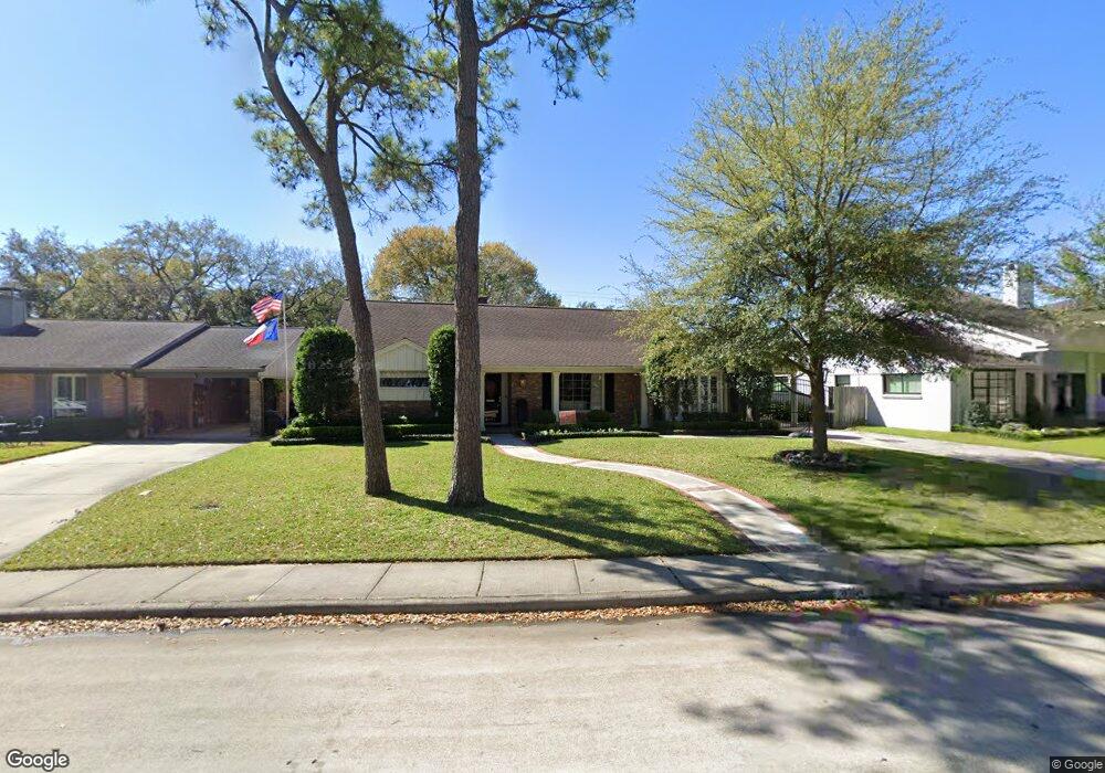 6151 Piping Rock Ln, Houston, TX 77057 - photo 1