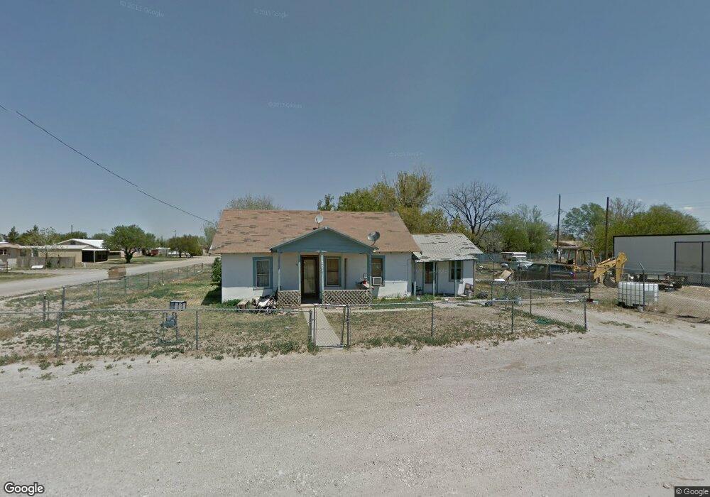 1001 E 27th St, Plainview, TX 79072 - photo 1