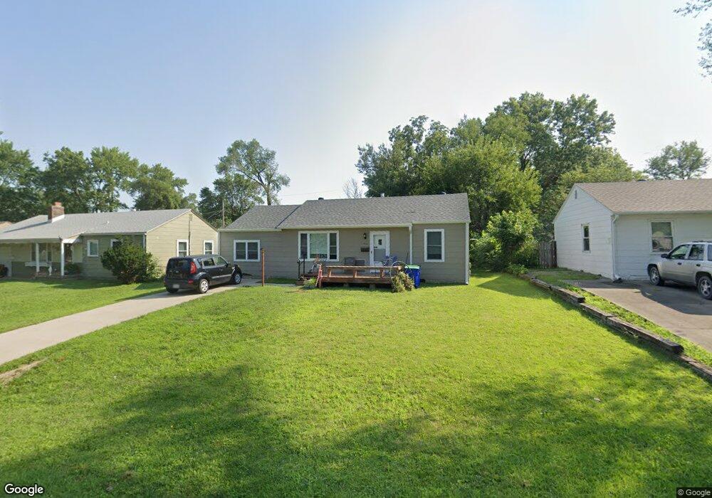 11624 W 68th Place, Shawnee, KS 66203 - photo 1