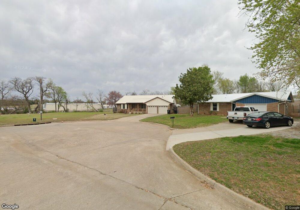 308 Jarman Cir, McLoud, OK 74851 - photo 1