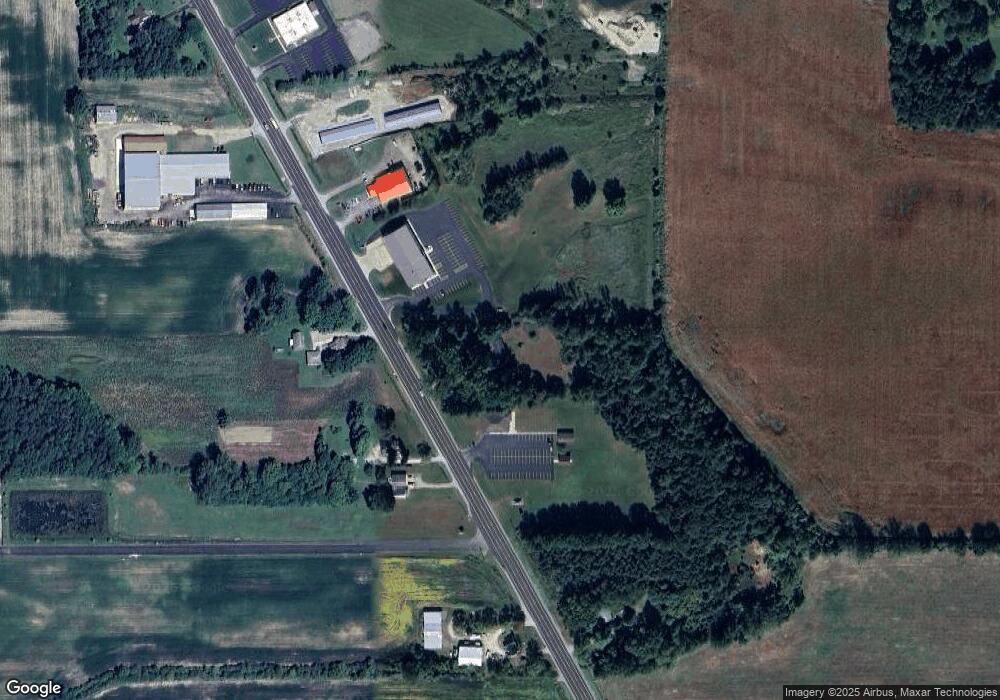 11281 Dixie Hwy, Birch Run, MI 48415 - photo 1