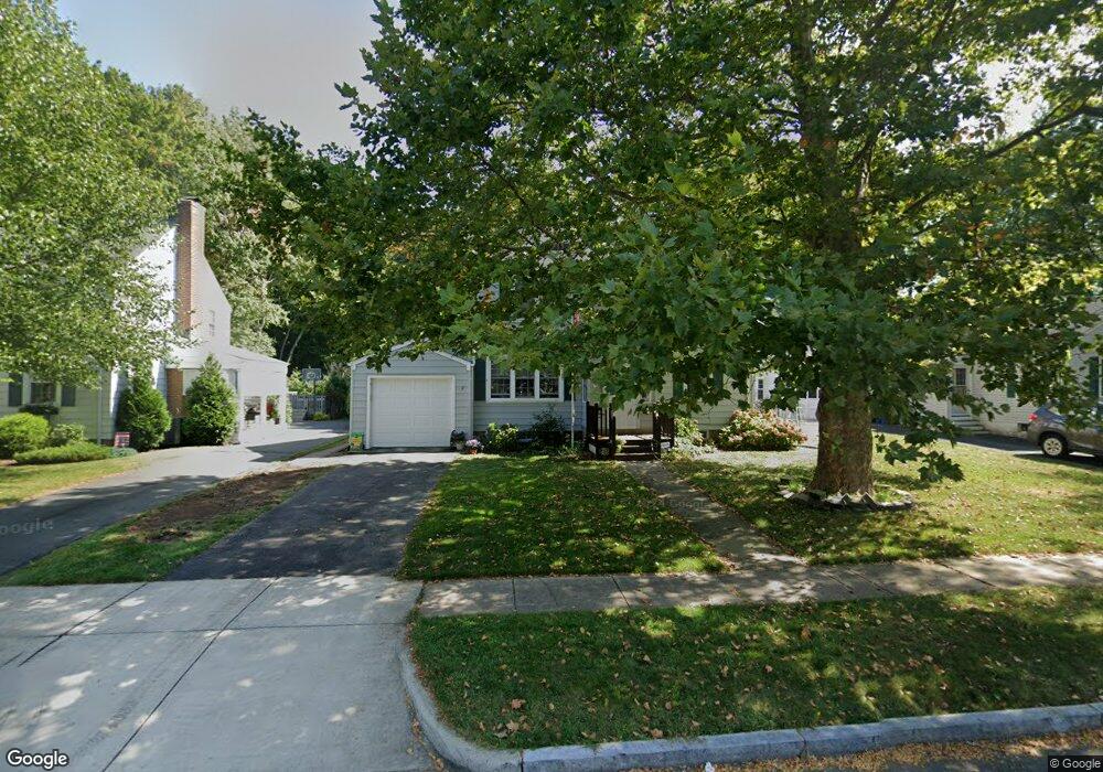 10 Dorset Rd, West Hartford, CT 06119 - photo 1