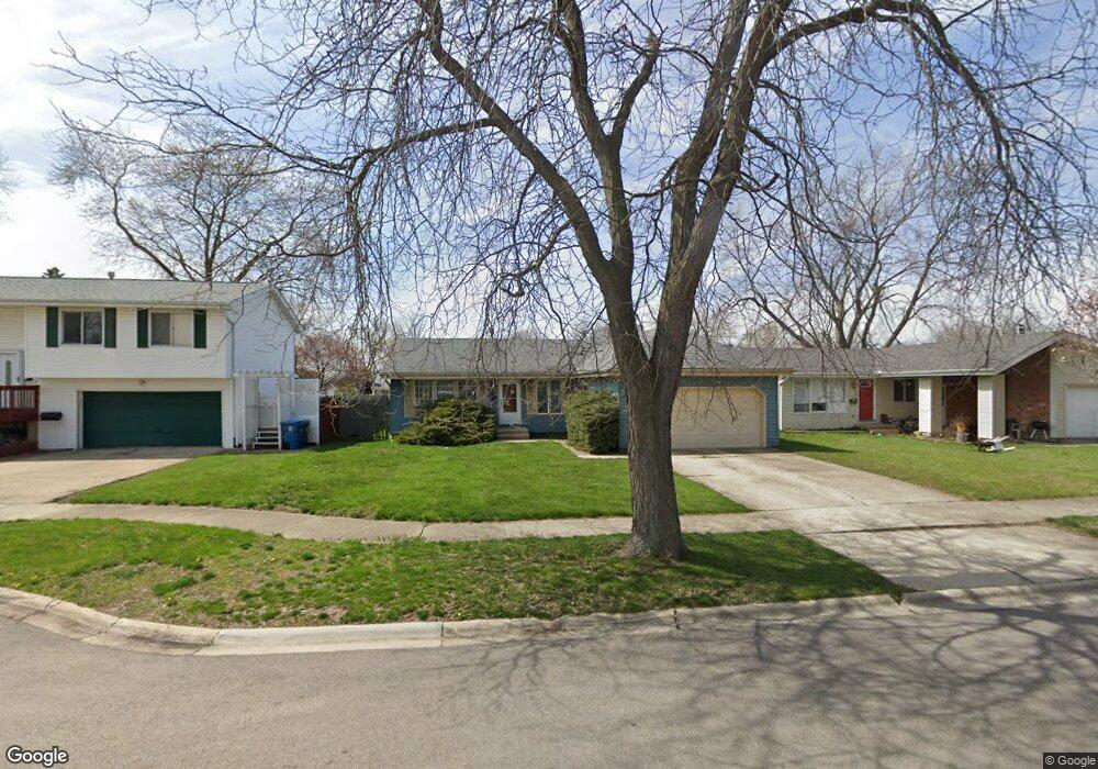 1257 Appletree Ln, Aurora, IL 60506 - photo 1