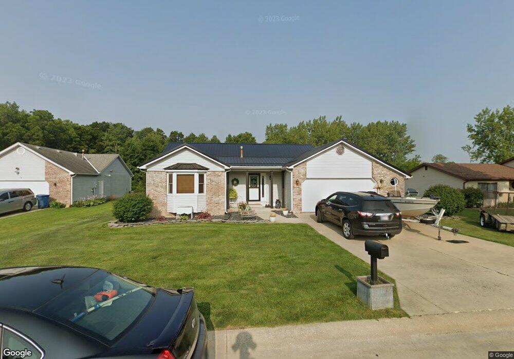 1057 Allen St, Roanoke, IN 46783 - photo 1