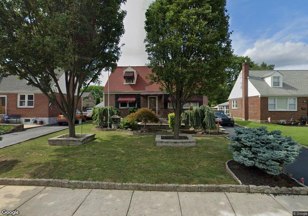 421 E Rively Ave, Aldan, PA 19018 - photo 1