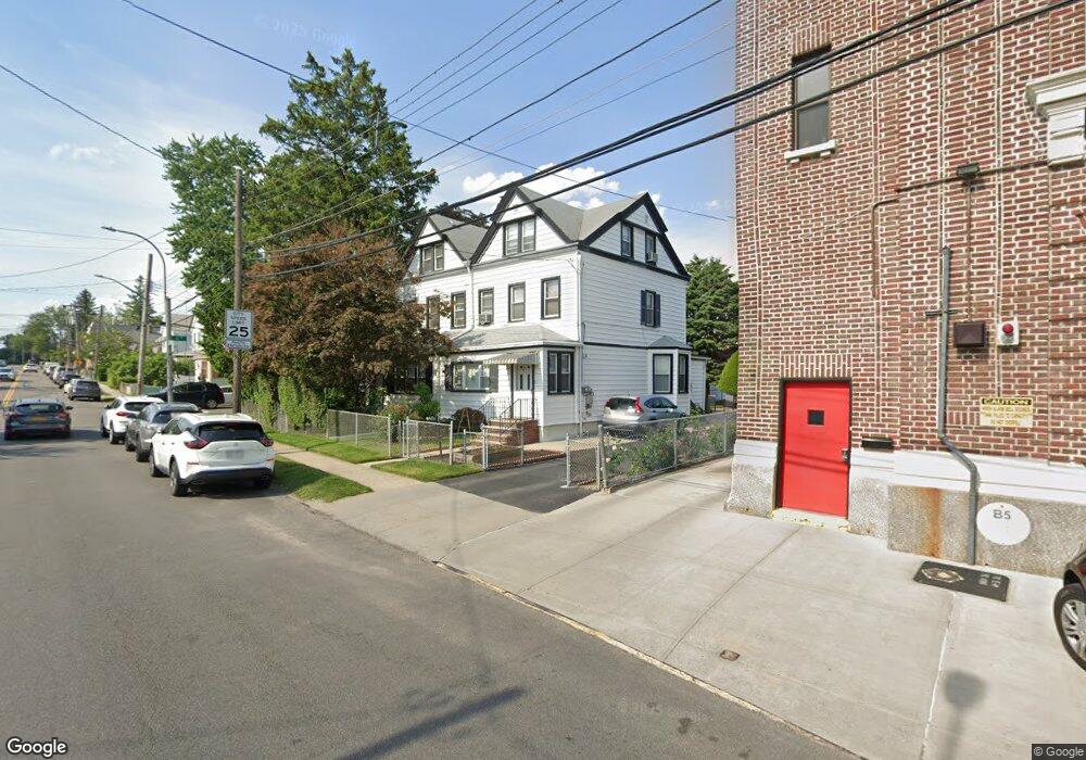 1239 149th St, Whitestone, NY 11357 - photo 1