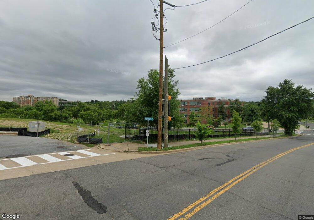 472 Woodcrest Dr SE, Washington, DC 20032 - photo 1