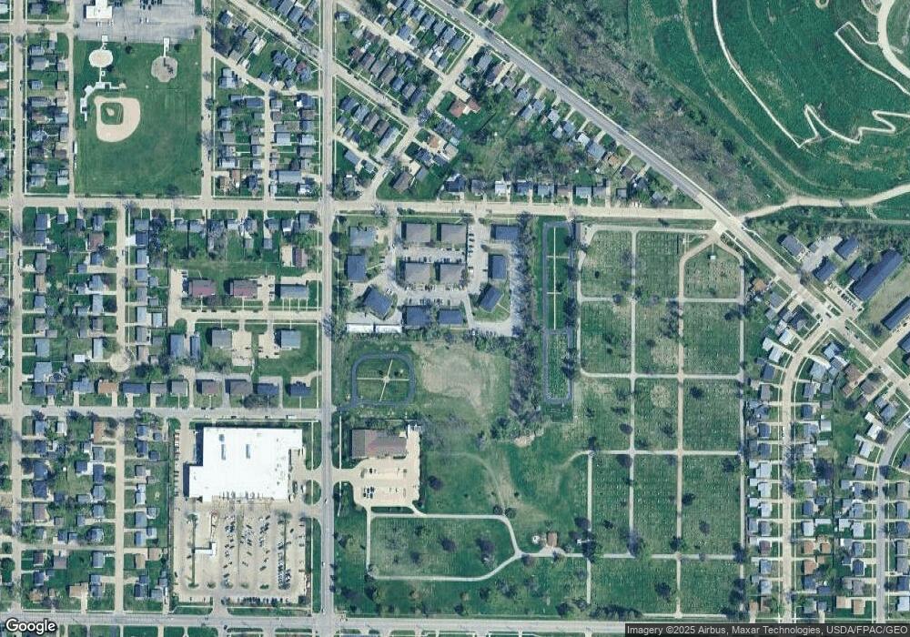 55 Aossey Ln SW unit 2, Cedar Rapids, IA 52404 - photo 1