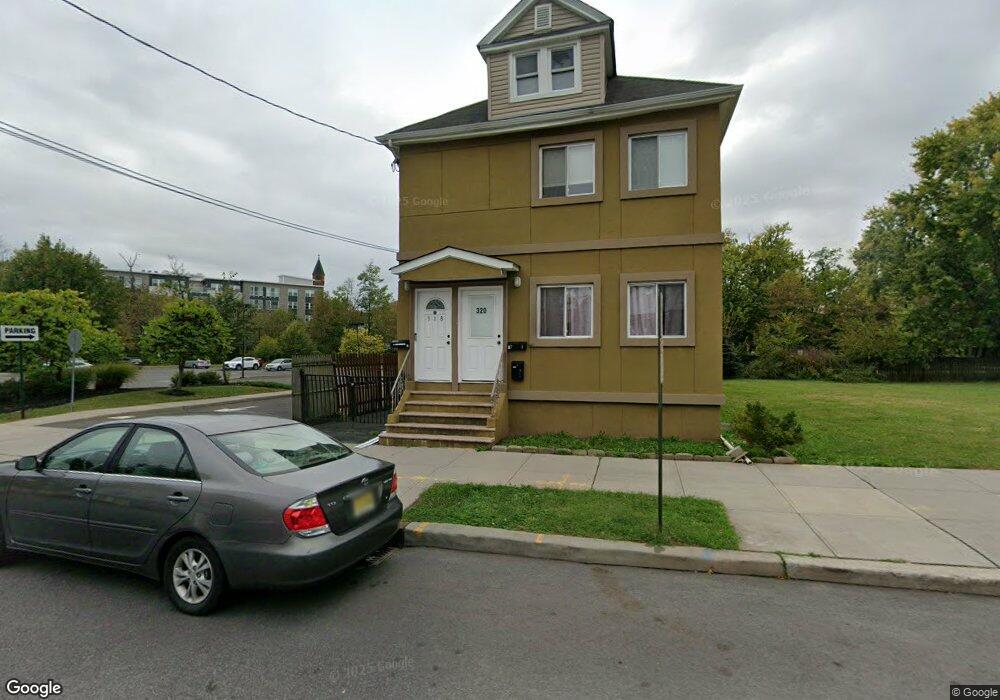 312 Hamilton St unit 314, Rahway, NJ 07065 - photo 1