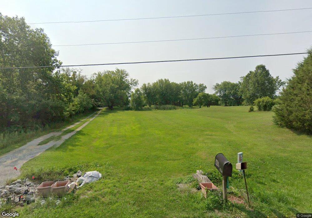 13527 Ernst Rd, Roanoke, IN 46783 - photo 1