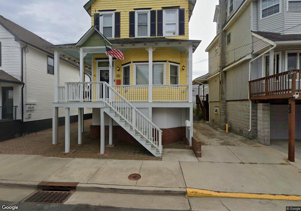 20 Center St unit JUNE ONLY, Sea Bright, NJ 07760 - photo 1