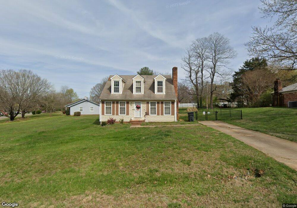 2210 Danbury Ln, Statesville, NC 28625 - photo 1