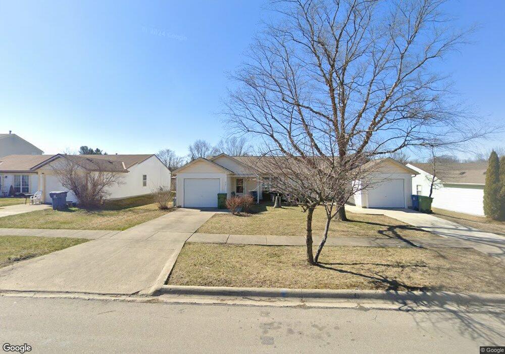 901 Southwood Dr unit 907, Marysville, OH 43040 - photo 1