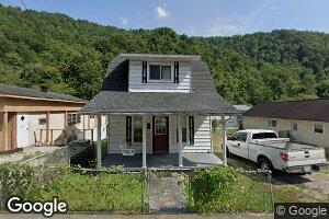 411 Main St, Man, WV 25635