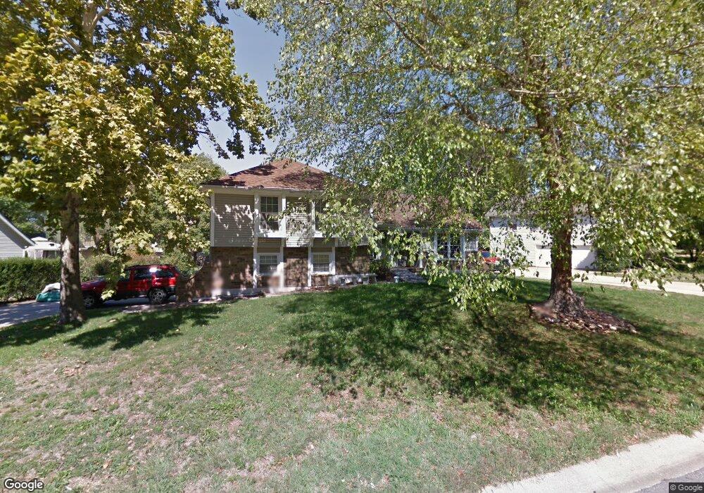 1809 NW Willowbrook Dr, Blue Springs, MO 64015 - photo 1