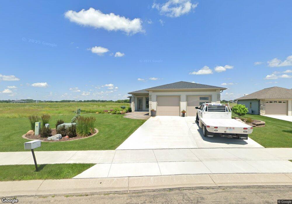 2366 W 9th St, Albert Lea, MN 56007 - photo 1