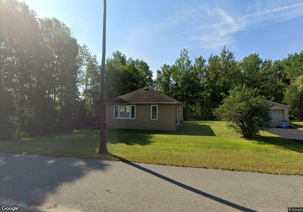 402 SW 4th St, Grand Rapids, MN 55744 - photo 1