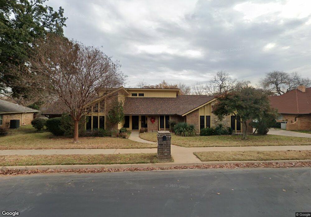 3308 Bobwhite Dr, Bedford, TX 76021 - photo 1