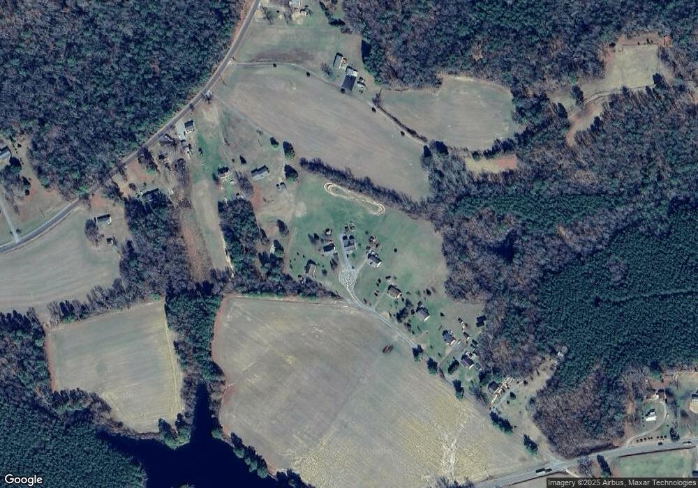 329 Old Howerton Rd, Dunnsville, VA 22454 - photo 1