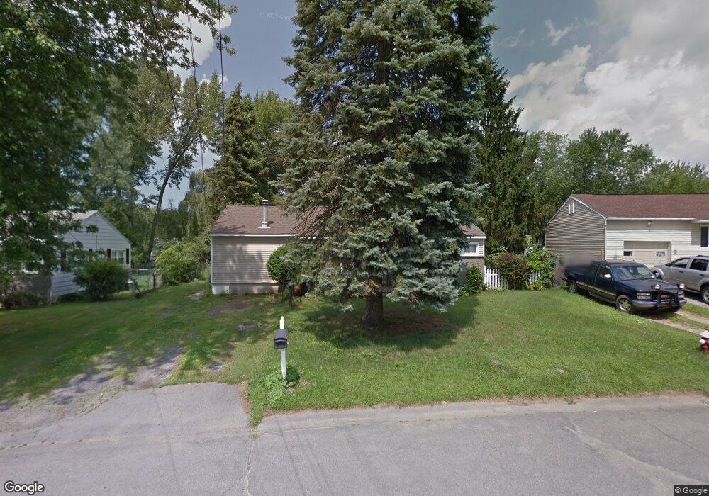 69 Jones Dr, Schenectady, NY 12309 - photo 1