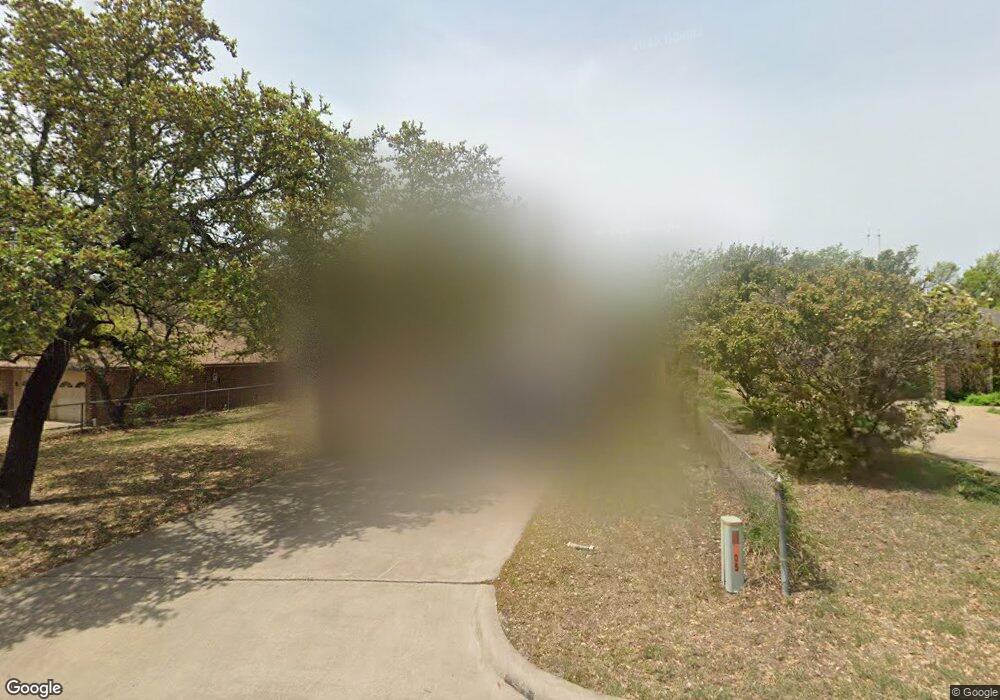 211 Oakridge Dr, Weatherford, TX 76086 - photo 1