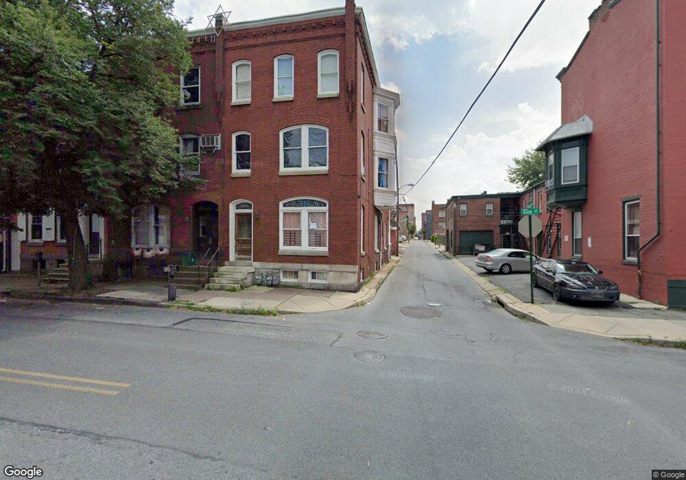 522 Elm St, Reading, PA 19601 - photo 1