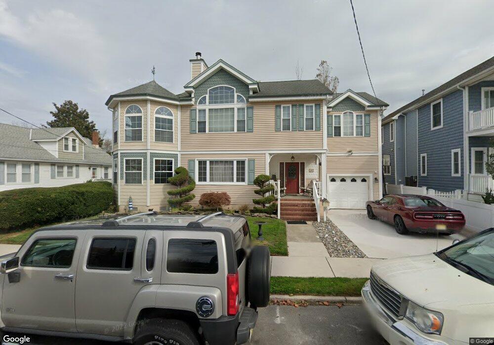 145 W Morning Glory Rd, Wildwood, NJ 08260 - photo 1