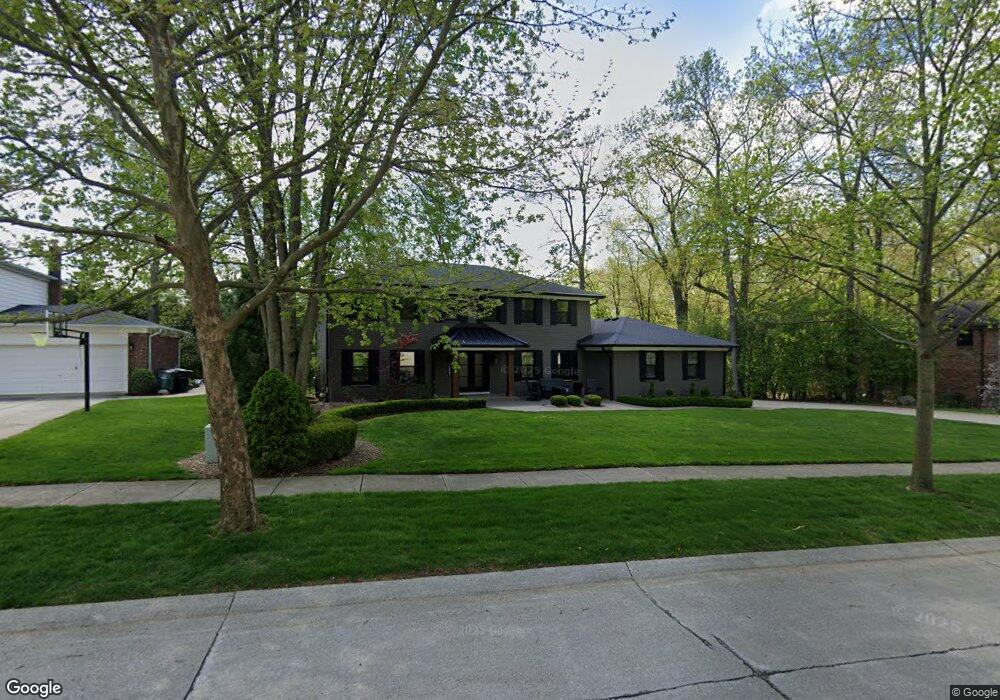 2481 Valleyview Dr, Troy, MI 48098 - photo 1