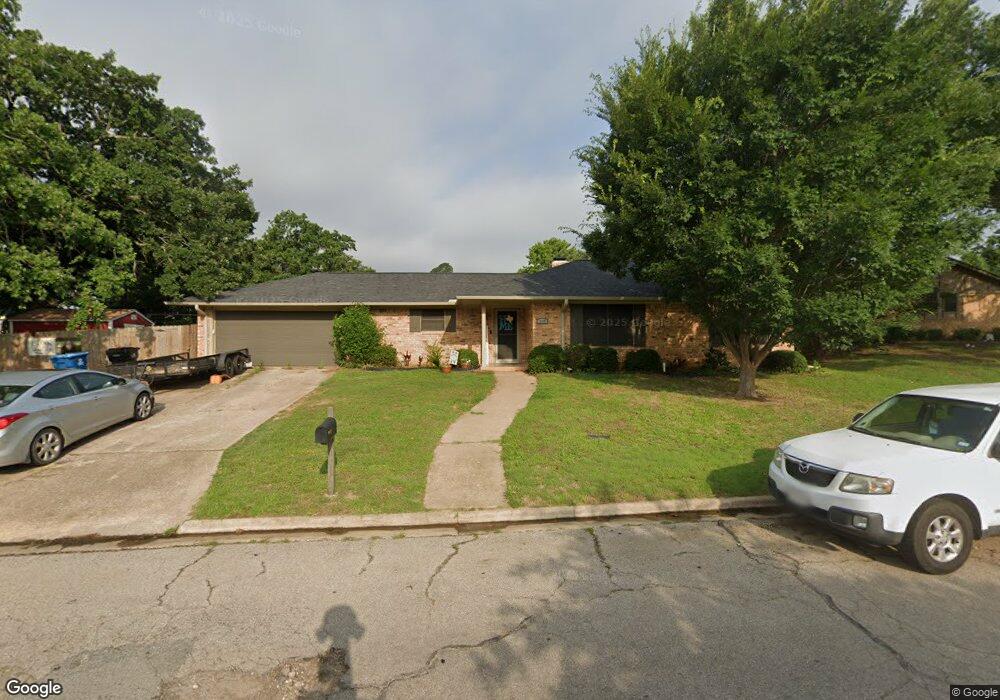 417 Holland Dr, Denison, TX 75020 - photo 1