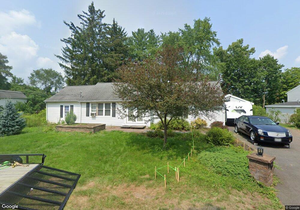 10 Whitbeck Ln, Slingerlands, NY 12159 - photo 1