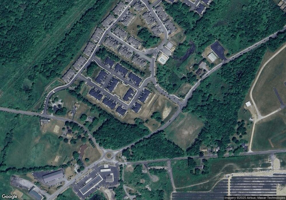 7 Lindentree Ln, Middletown, NY 10940 - photo 1