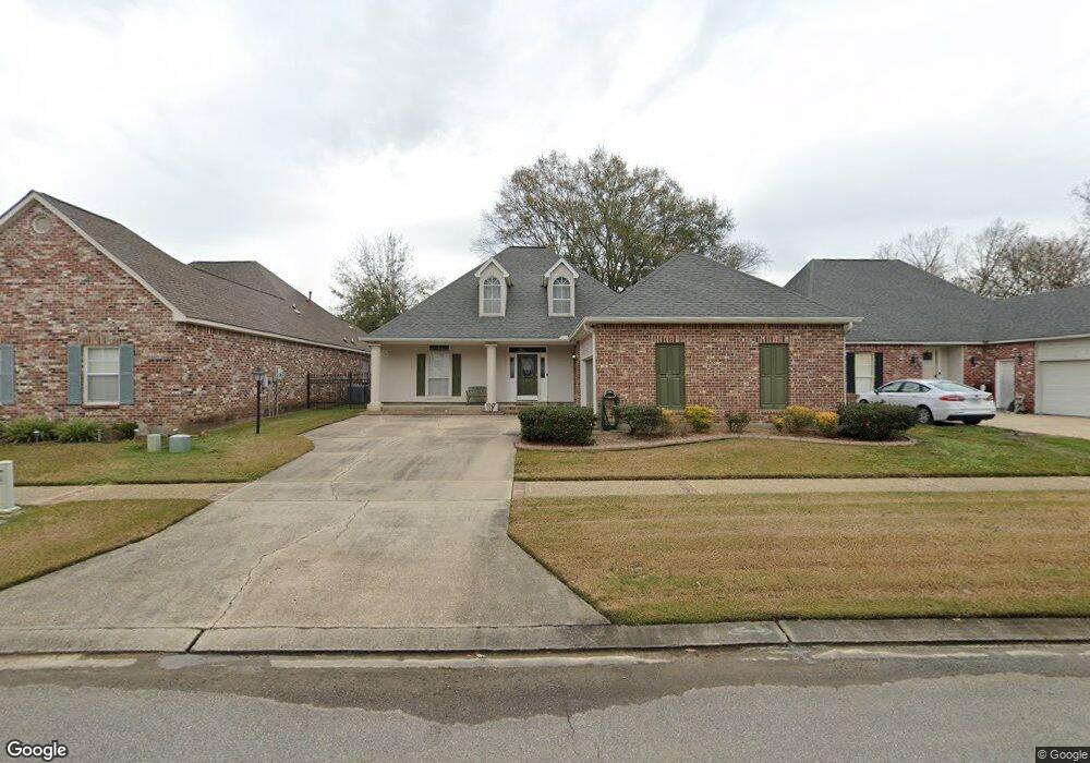 3645 E Meadow Ct, Zachary, LA 70791 - photo 1