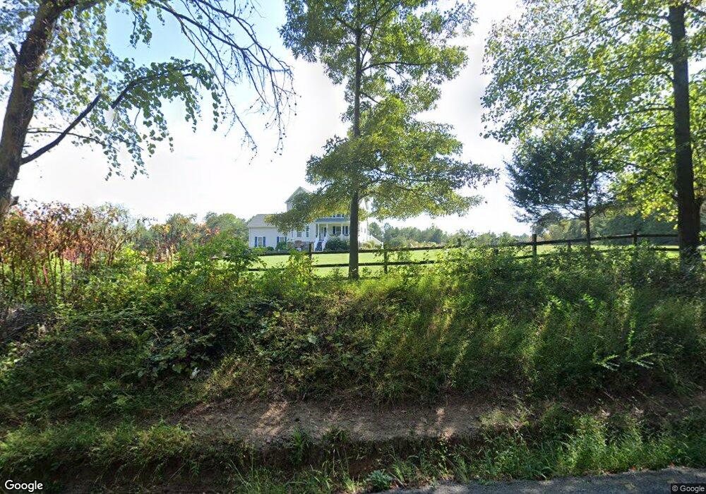 28208 Old Office Rd, Rhoadesville, VA 22542 - photo 1