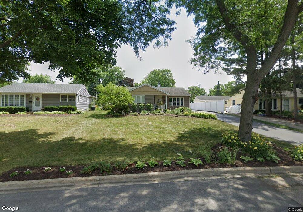 2106 Jay Ln, Rolling Meadows, IL 60008 - photo 1