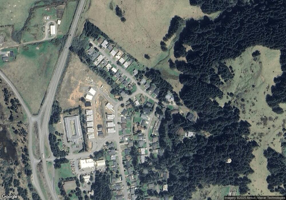 94052 Iris St, Gold Beach, OR 97444 - photo 1