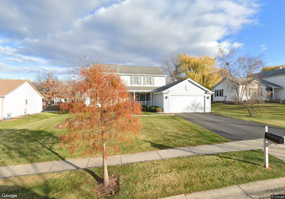 711 Providence Dr, Algonquin, IL 60102 - photo 1