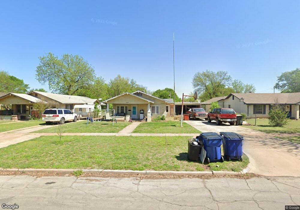 805 W Hickory Ave, Duncan, OK 73533 - photo 1