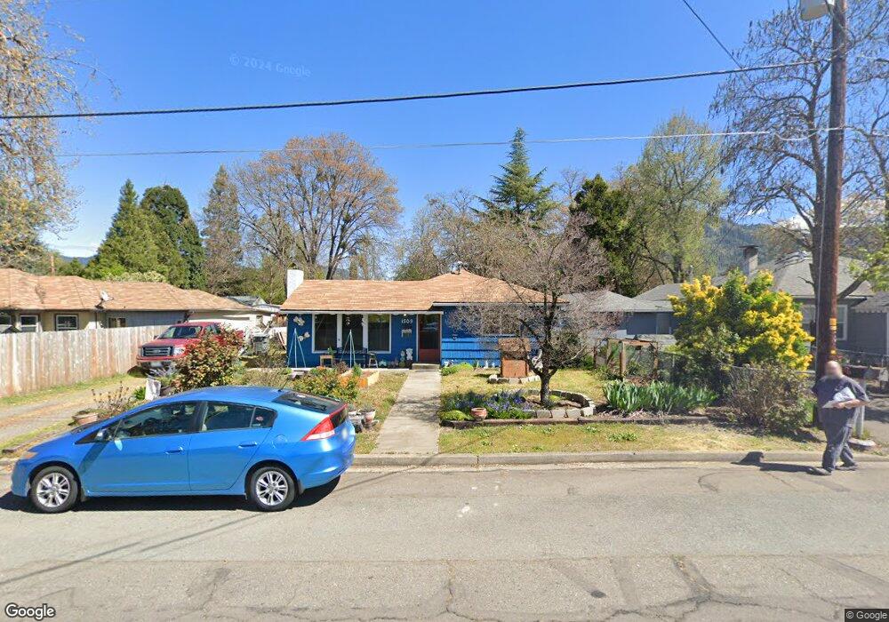 1509 Clara Ave, Grants Pass, OR 97527 - photo 1