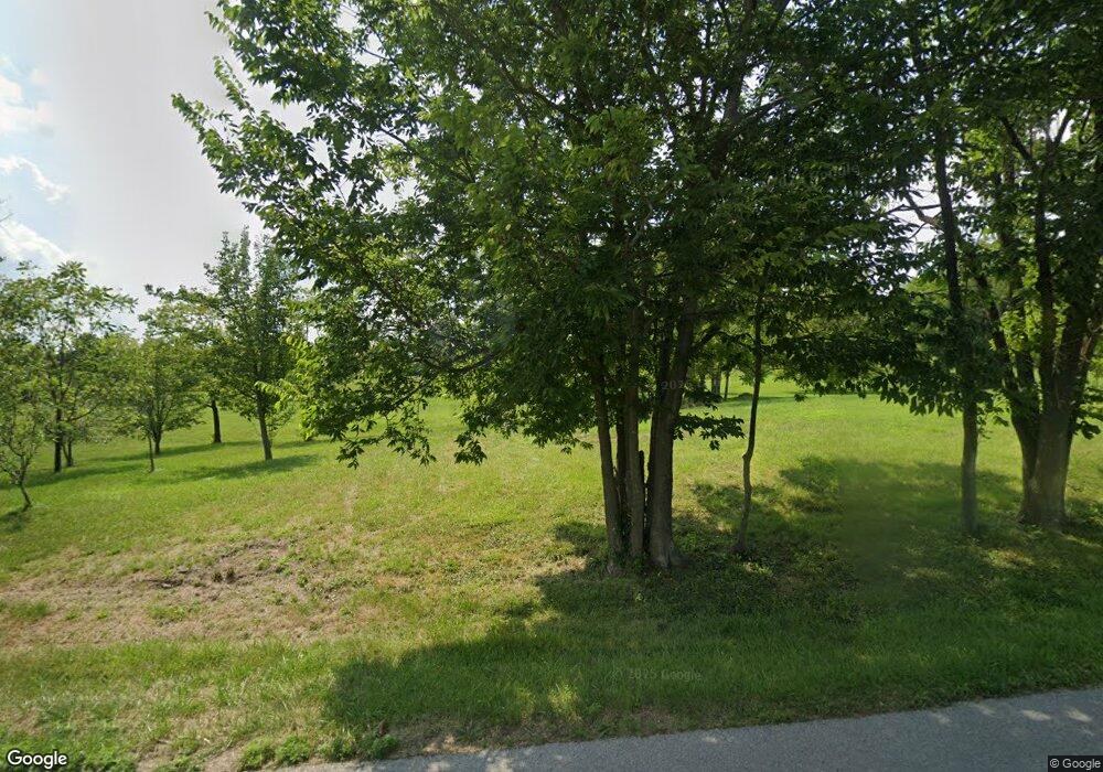 684 Beaumont Dr, Harrodsburg, KY 40330 - photo 1