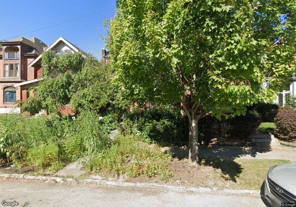 1361 Highland St unit 361, Columbus, OH 43201 - photo 1