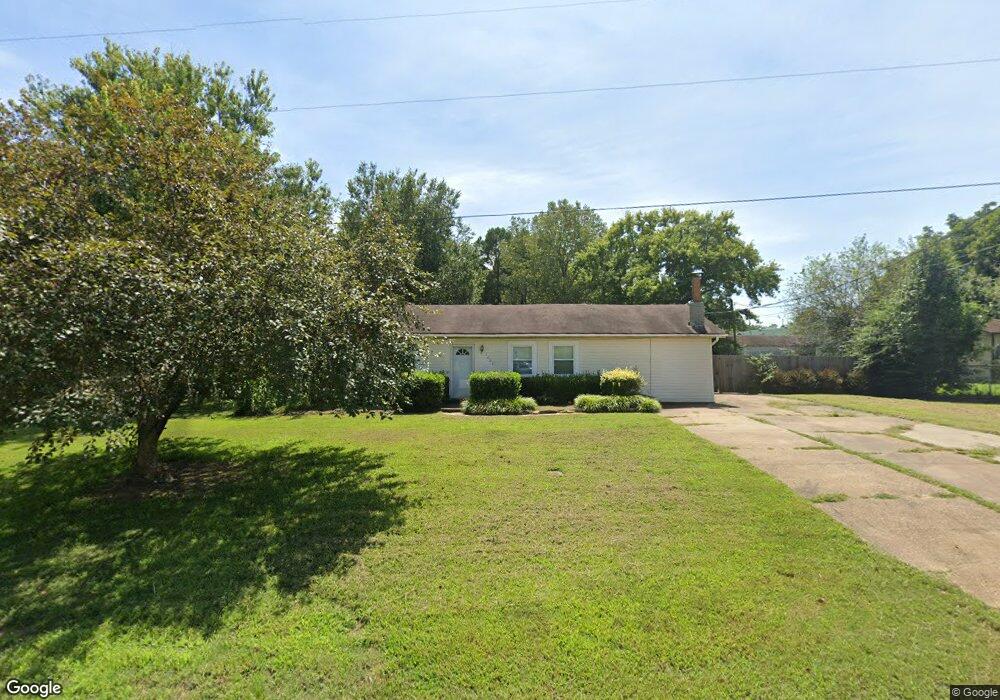 1003 Magnolia Rd, Jonesboro, AR 72405 - photo 1