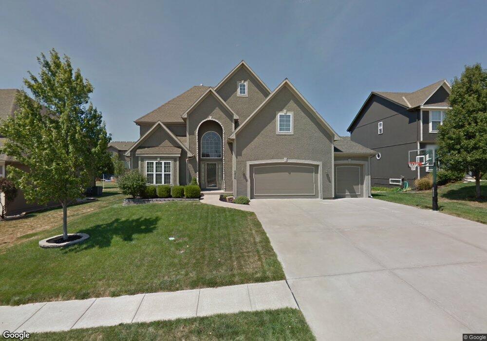 5826 Millbrook St, Shawnee, KS 66218 - photo 1